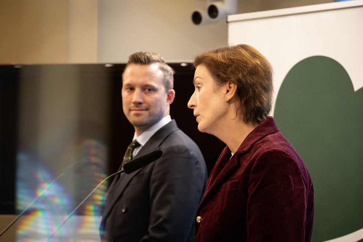 Pressträff med Hannes Hervieu och Birgitta Ohlsson